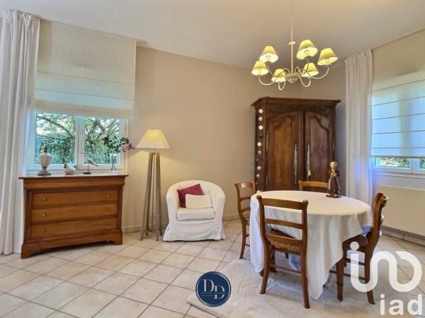 Maison traditionnelle 6 pièces de 148 m² à Châtel-Saint-Germain (57160)