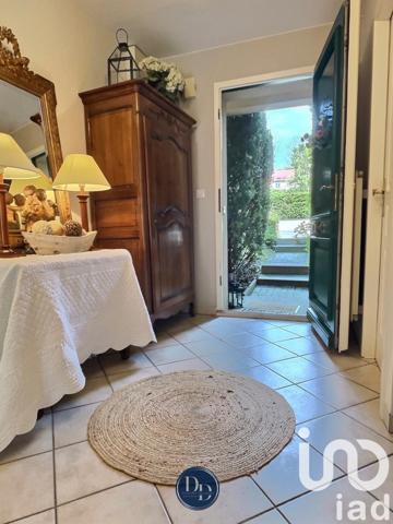 Maison traditionnelle 6 pièces de 148 m² à Châtel-Saint-Germain (57160)