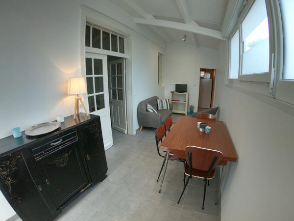 Ensemble immobilier de 3 maisonnettes à 100 de la plage