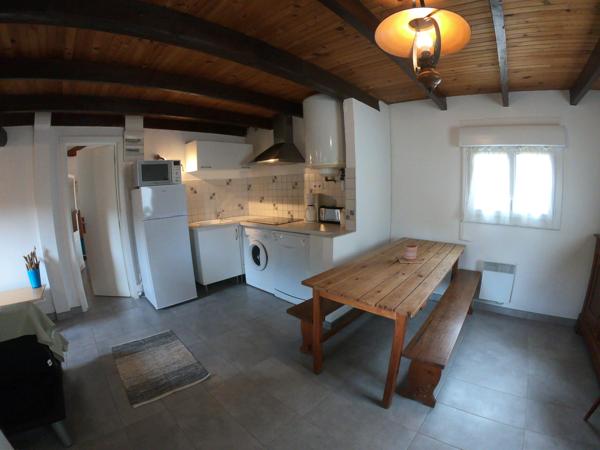 Ensemble immobilier de 3 maisonnettes à 100 de la plage