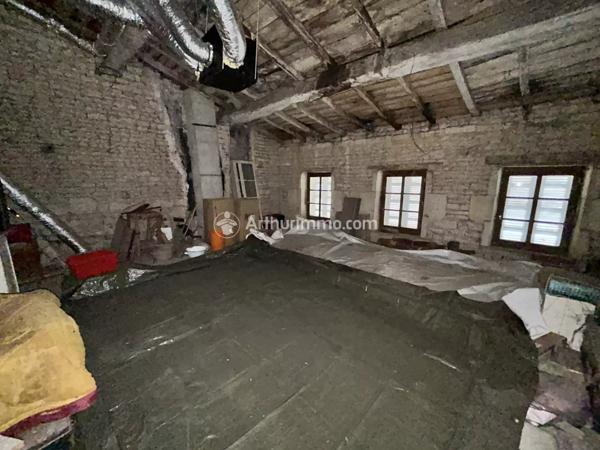 Vente Immeuble 6 pièces 146 m2 à Matha