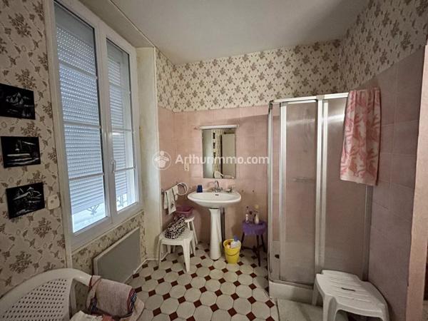 Vente Immeuble 6 pièces 146 m2 à Matha