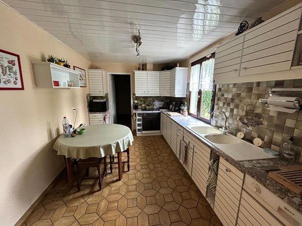 GRISY LES PLATRES MEME. PAVILLON AVEC SUITE PARENTALE EN RDC