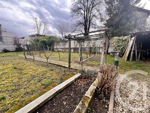 Terrain à vendre  674 m2 VOIRON - 38