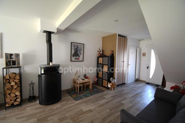 TRES BELLE MAISON INDIVIDUELLE DE 110M2 - TERRAIN 3 ARES 50