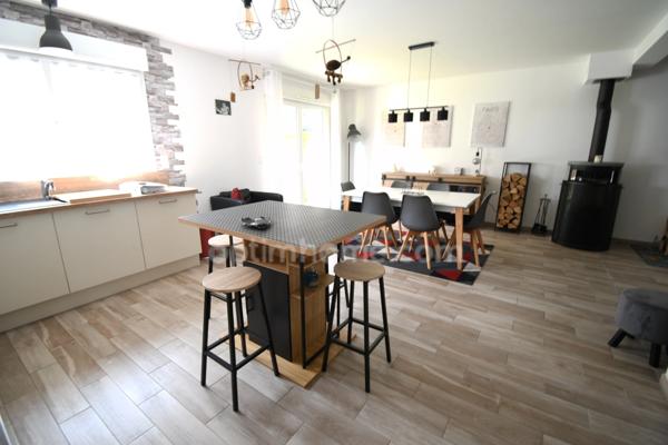 TRES BELLE MAISON INDIVIDUELLE DE 110M2 - TERRAIN 3 ARES 50