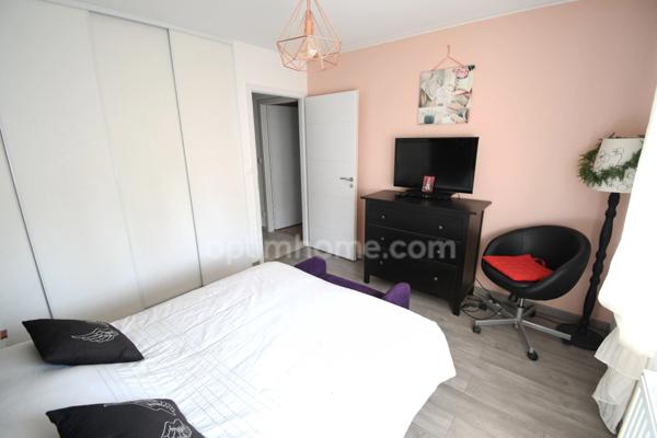 TRES BELLE MAISON INDIVIDUELLE DE 110M2 - TERRAIN 3 ARES 50