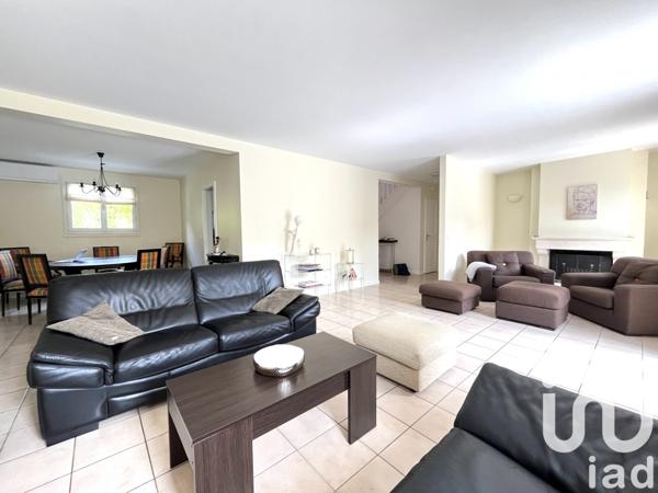 Maison à vendre 6 pièces 193 m² Noisy-le-Roi