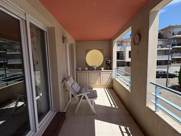 Appartement T4 de 78 m² avec grande terrasse,balcon et parking privatif
