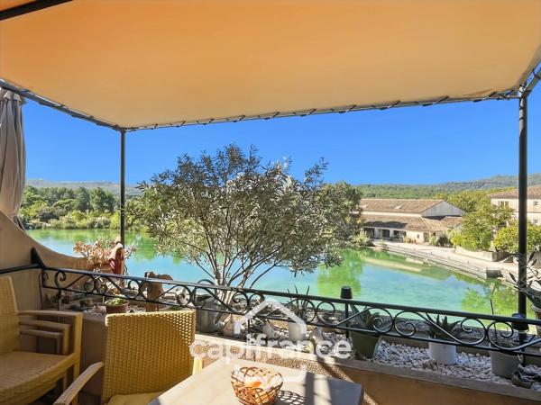 PONT ROYAL — UN APPARTEMENT SIGNATURE AVEC VUE,CLIMATISE , TERRASSE ET 6 COUCHAGES , 2ème et dernier étage sur le lac