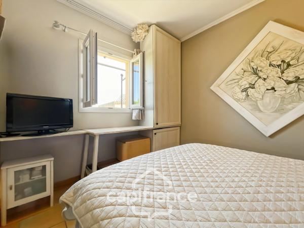PONT ROYAL — UN APPARTEMENT SIGNATURE AVEC VUE,CLIMATISE , TERRASSE ET 6 COUCHAGES , 2ème et dernier étage sur le lac