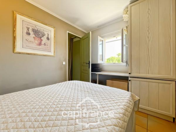 PONT ROYAL — UN APPARTEMENT SIGNATURE AVEC VUE,CLIMATISE , TERRASSE ET 6 COUCHAGES , 2ème et dernier étage sur le lac