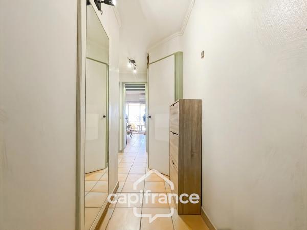 PONT ROYAL — UN APPARTEMENT SIGNATURE AVEC VUE,CLIMATISE , TERRASSE ET 6 COUCHAGES , 2ème et dernier étage sur le lac