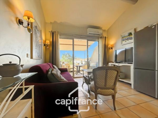 PONT ROYAL — UN APPARTEMENT SIGNATURE AVEC VUE,CLIMATISE , TERRASSE ET 6 COUCHAGES , 2ème et dernier étage sur le lac