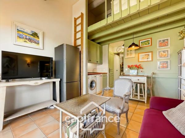 PONT ROYAL — UN APPARTEMENT SIGNATURE AVEC VUE,CLIMATISE , TERRASSE ET 6 COUCHAGES , 2ème et dernier étage sur le lac