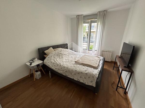 Maison  dans une résidence