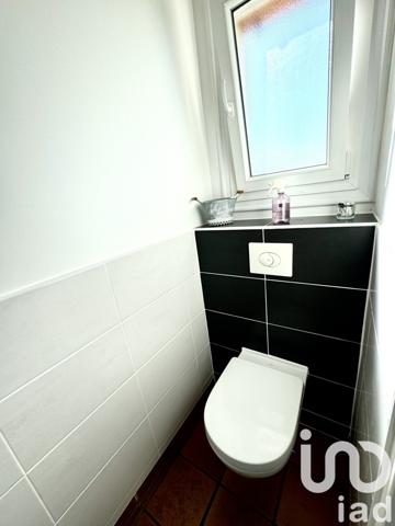 Maison traditionnelle 6 pièces de 175 m² à Saint-Clément (89100)