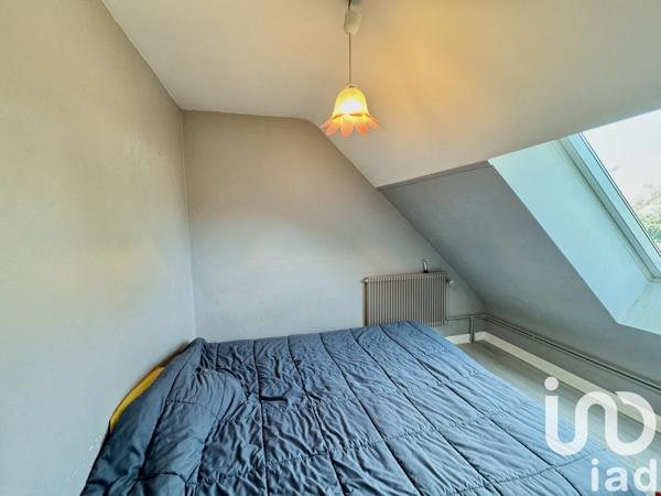 Maison traditionnelle 6 pièces de 175 m² à Saint-Clément (89100)