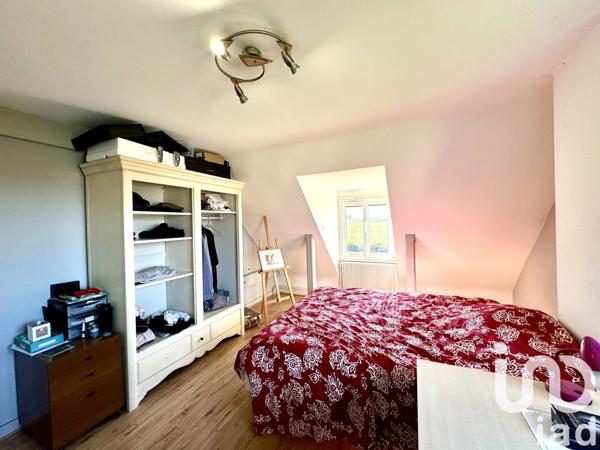 Maison traditionnelle 6 pièces de 175 m² à Saint-Clément (89100)