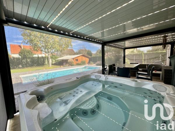 Maison traditionnelle 6 pièces de 175 m² à Saint-Clément (89100)