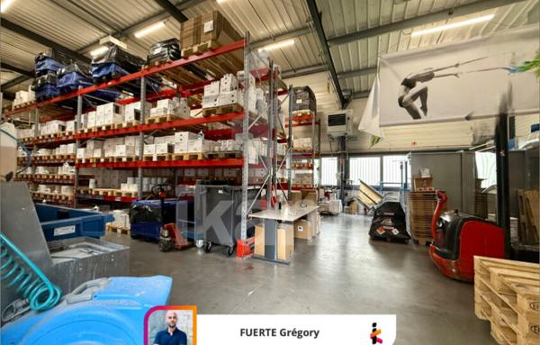 VEUREY-VOROIZE - spécial investisseurs   Local d’activités avec bureaux, 540 m2