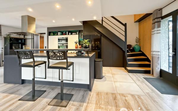 Maison à vendre    4 pièces • 145,85 m2 Osny