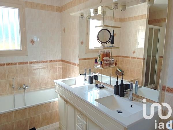 Maison à vendre 5 pièces 108 m² Longuenée-en-Anjou