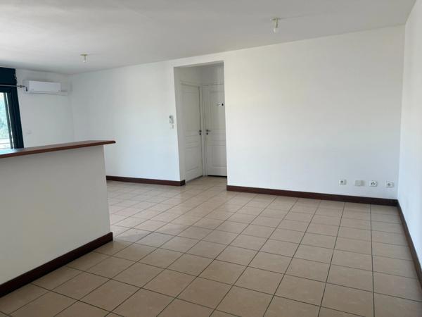 Appartement à vendre 2 pièces LA POSSESSION (974)