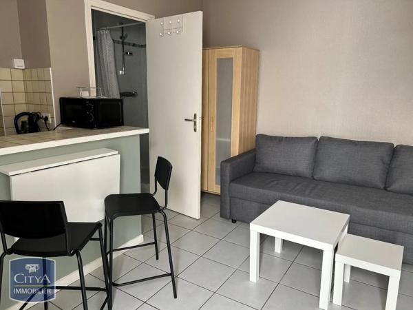 Appartement à louer 1 pièce 16.76m²