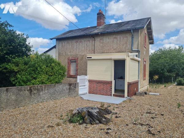 MAISON  - A VENDRE - MONTOIRE/ LOIR ( 41800)