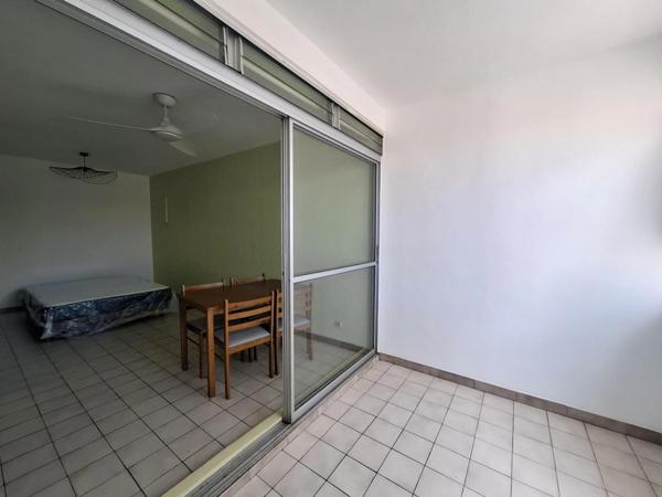 À vendre – Charmant studio - terrasse et parking – Schoelcher - Terreville