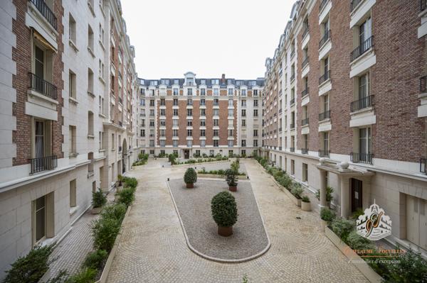 Neuilly-sur-Seine (92200) Neuilly-sur-Seine/Saint-James/Pont de Neuilly/Longchamp – Appartement de 5 pièces de 164,30 m² – 3/4 chambres