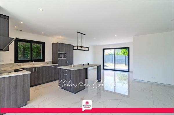 proche de BLOIS maison de plain-pied avec 2 chambres-2 terrasses-jardin