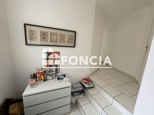 Location Appartement 4 pièces 75.6 m² - 17-19 RUE MONTGOLFIER Annonay 07100
