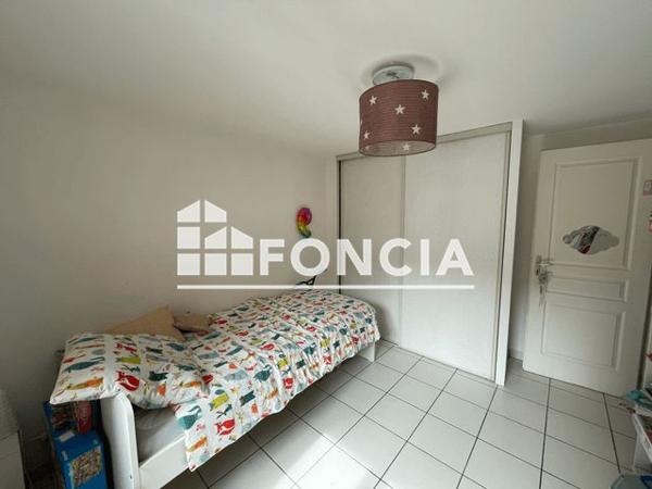 Location Appartement 4 pièces 75.6 m² - 17-19 RUE MONTGOLFIER Annonay 07100