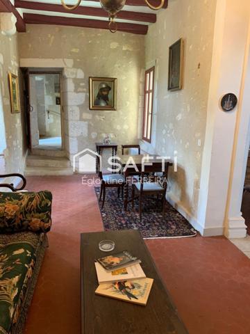 INDRE, à 2h45 de Paris, 25 min de CHÂTEAUROUX , 20 min de l'A20, Manoir restauré avec dépendances sur 2ha