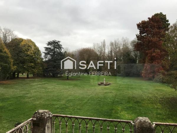 INDRE, à 2h45 de Paris, 25 min de CHÂTEAUROUX , 20 min de l'A20, Manoir restauré avec dépendances sur 2ha