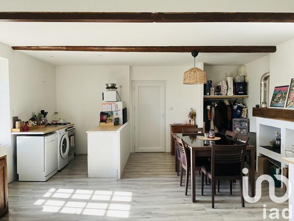 Appartement 3 pièces de 75 m² à Avèze (30120)