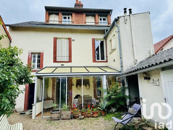 Maison de ville 9 pièces de 182 m² à Orléans (45000)
