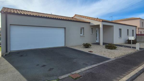 Maison Olonne sur Mer 4 pièces 95.33 m² 3 chambres 2 km YLIUM