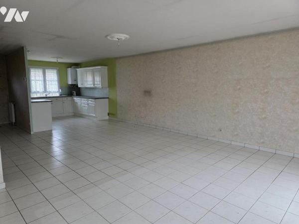 COURRIERES - Plain pied dans un secteur calme