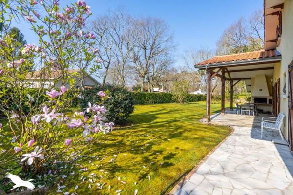 Maison à vendre 529 360 € Cestas 7 p 120 m² DPE C