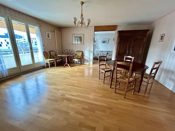 Appartement Poissy 5 pièce(s) 111 m2 €557 000 ** - Référence 9040