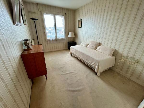 Appartement Poissy 5 pièce(s) 111 m2 €557 000 ** - Référence 9040