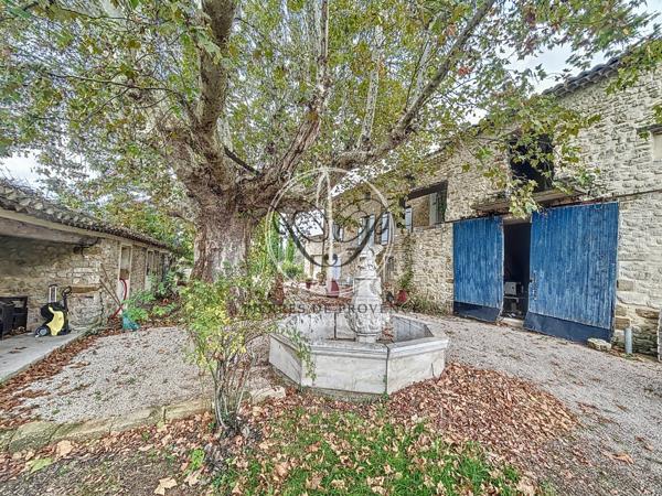 Pernes-les-Fontaines (84210) À vendre à Pernes-Les-Fontaines (84) : mas ancien