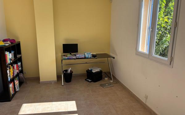 Maison à vendre    5 pièces • 166 m2 Vedène