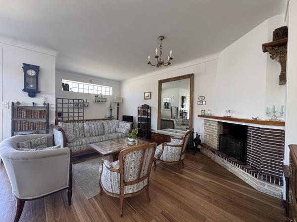 Maison
         4 pièces
        - 120 m² 399 000 € *