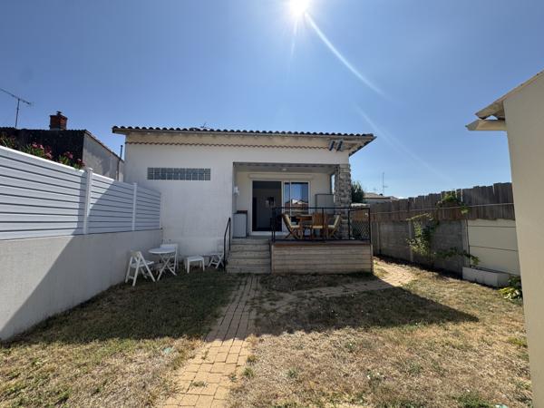 Maison
         4 pièces
        - 120 m² 399 000 € *