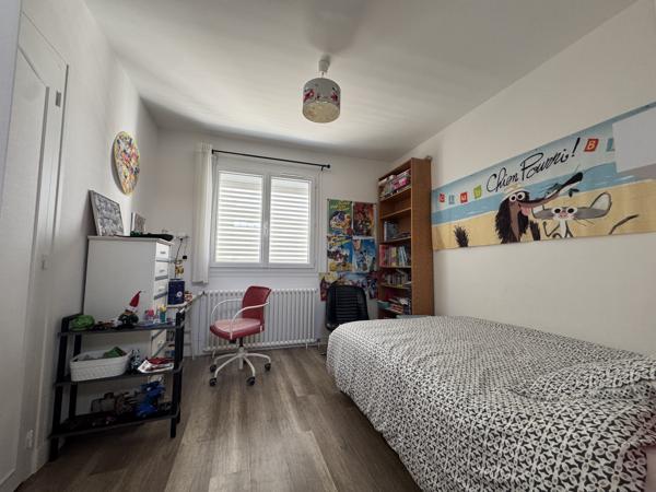 Maison
         4 pièces
        - 120 m² 399 000 € *