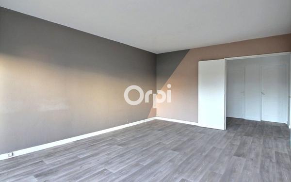 Appartement à vendre    3 pièces • 76 m2 Viry-Châtillon